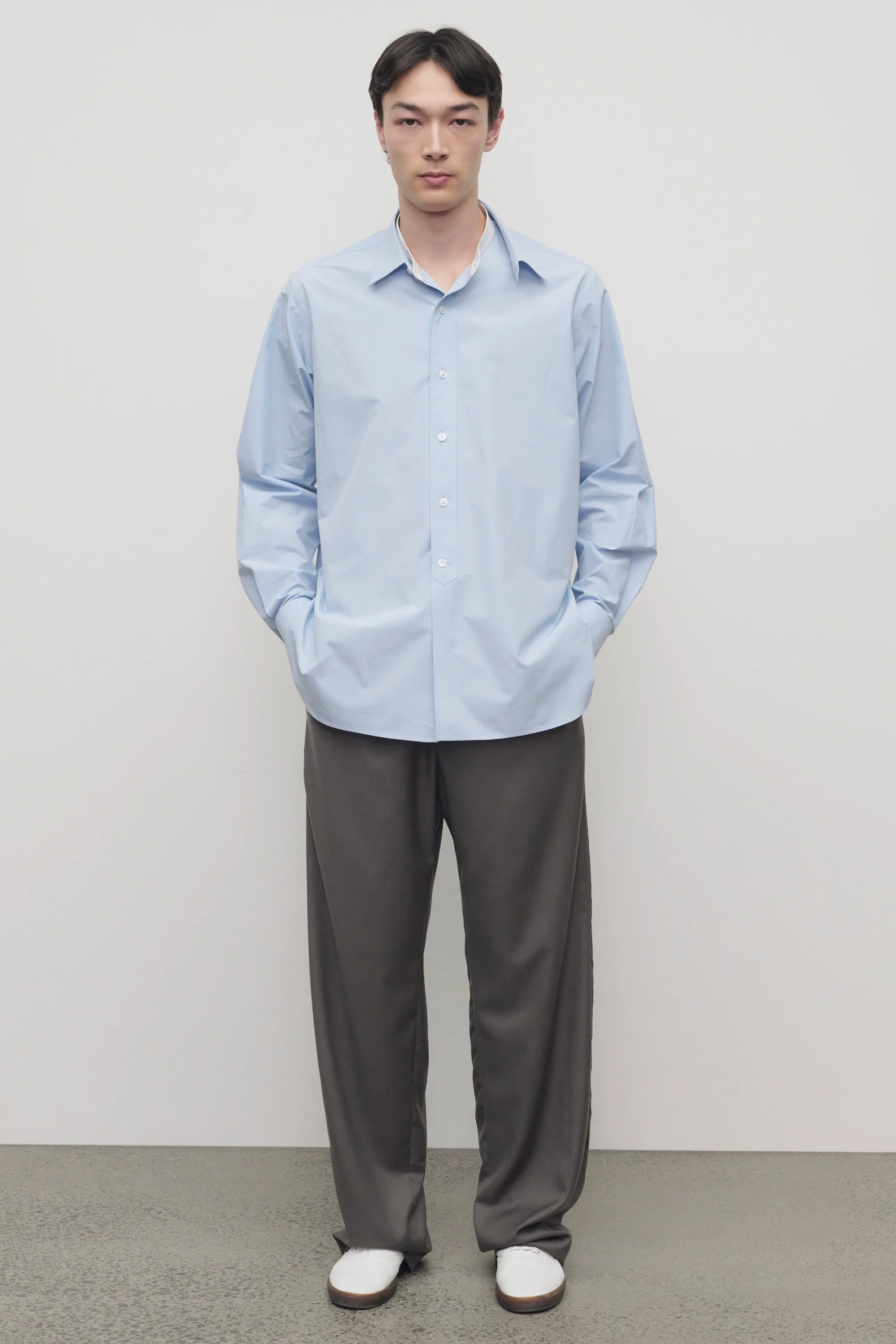 Ari Pant - Image 3