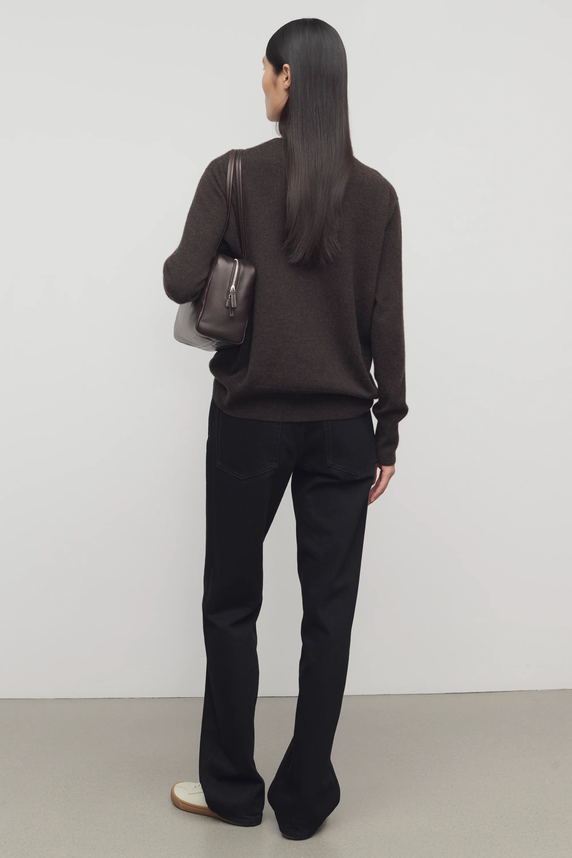 Carlyl Jean - Image 5