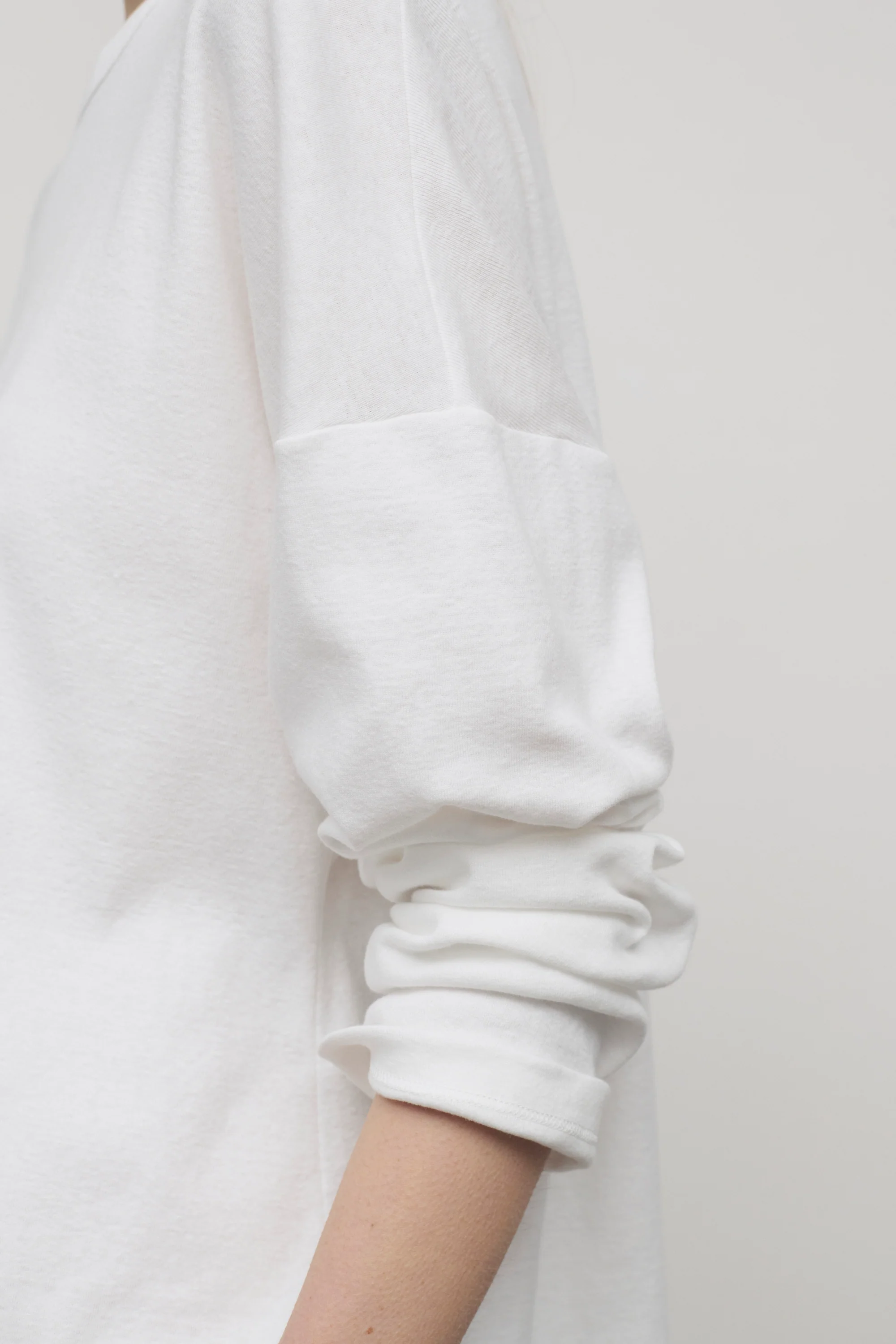Floris T-Shirt - Image 6