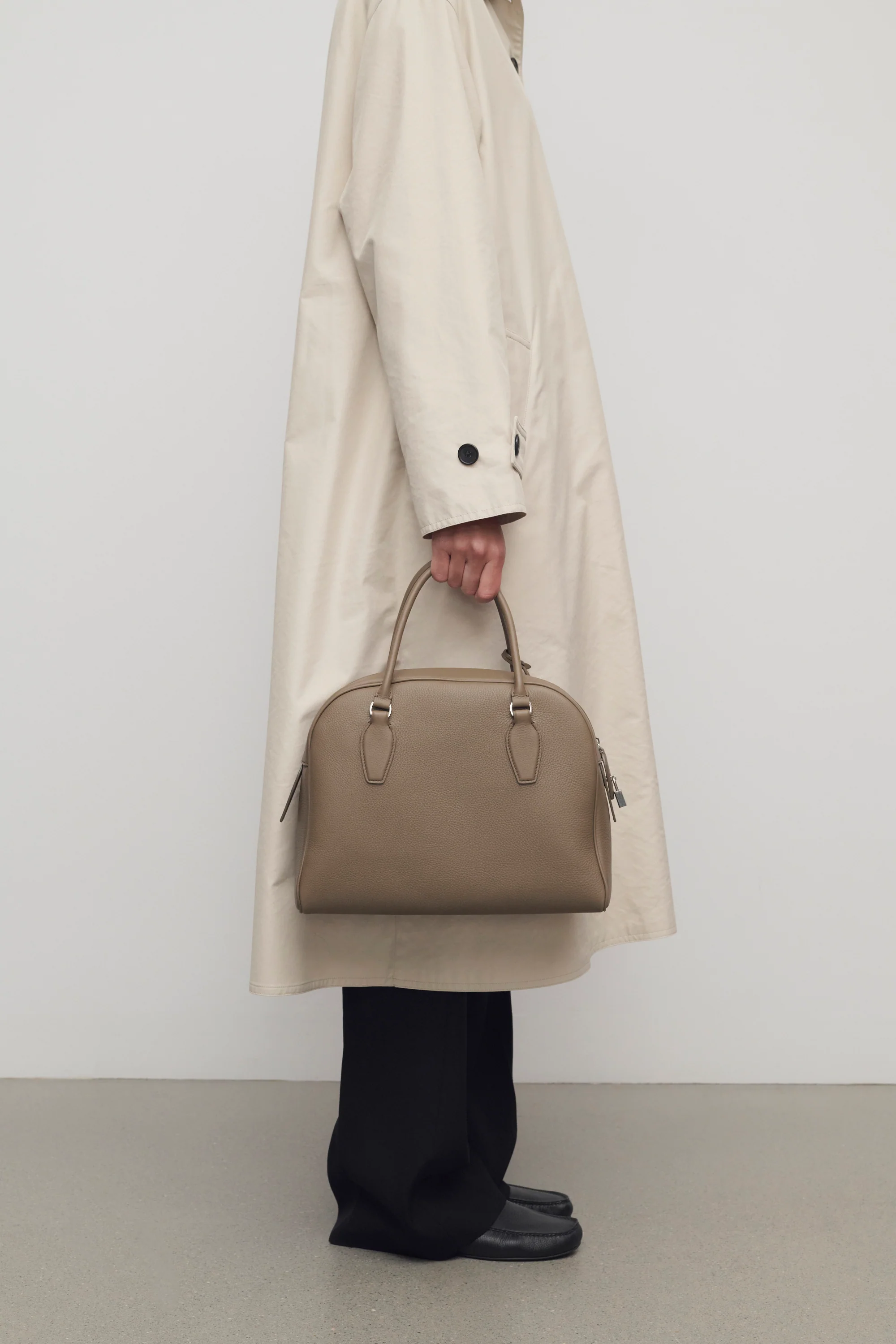 India 12.00 Bag - Image 4