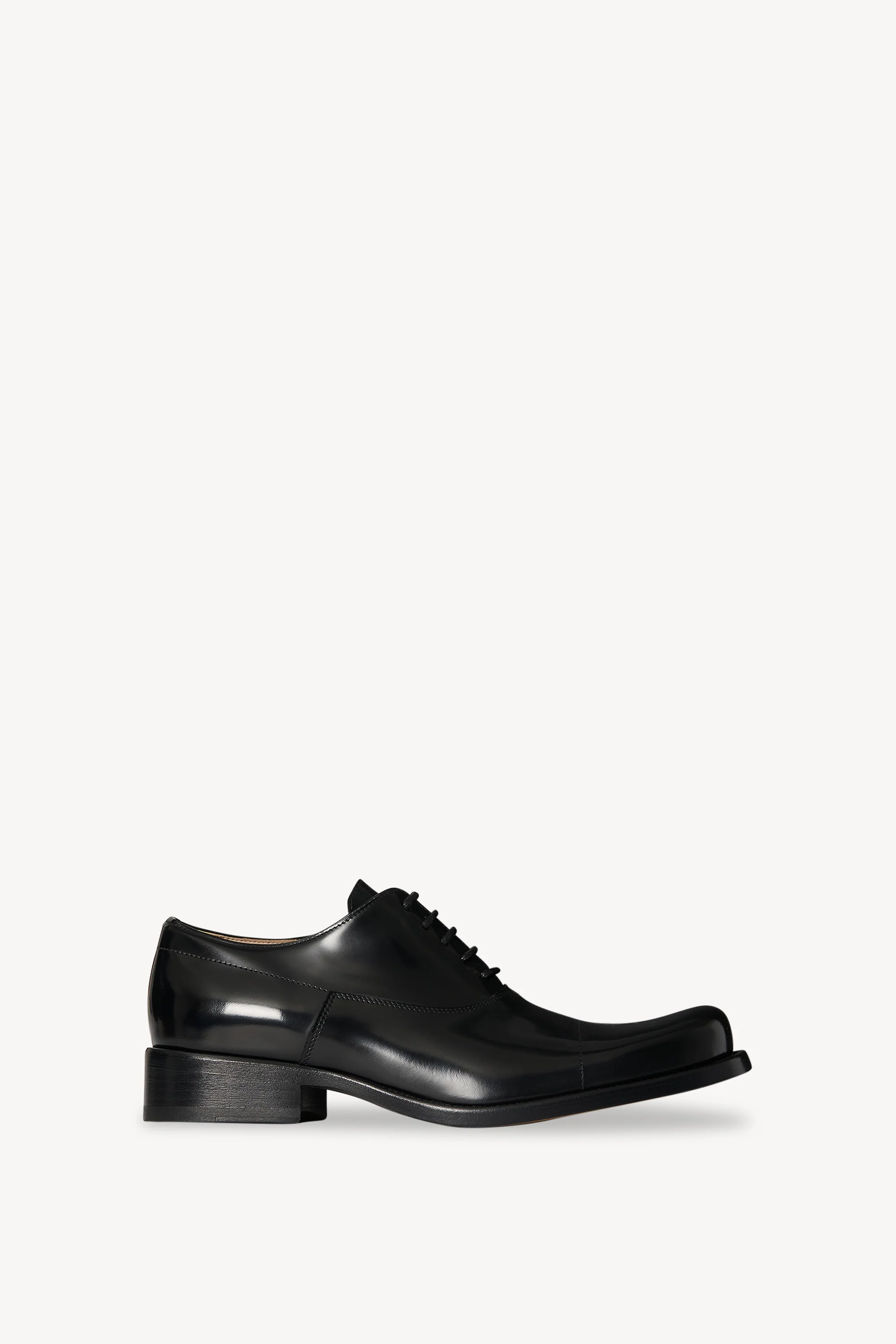 Kai Derby Shoe