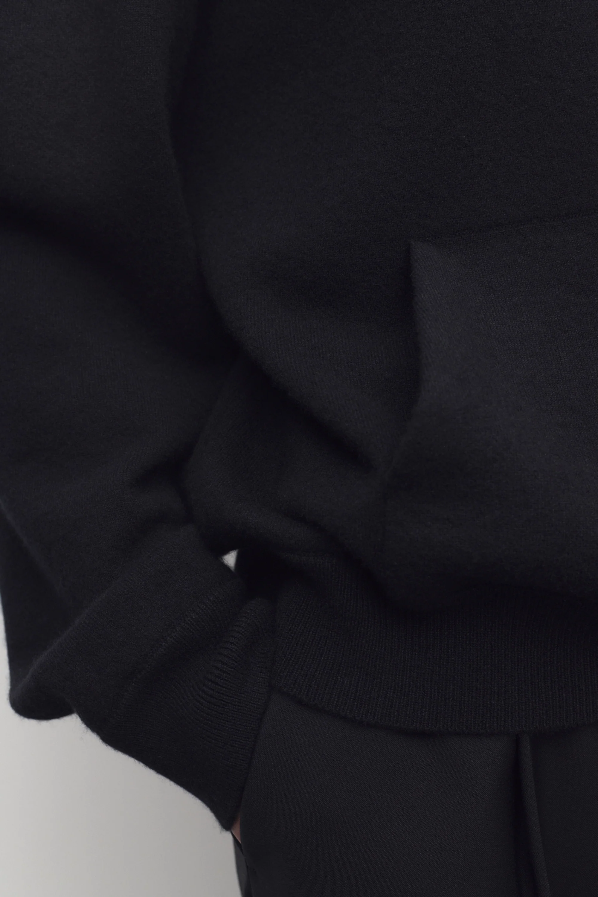 Levine Sweatshirt - Image 6