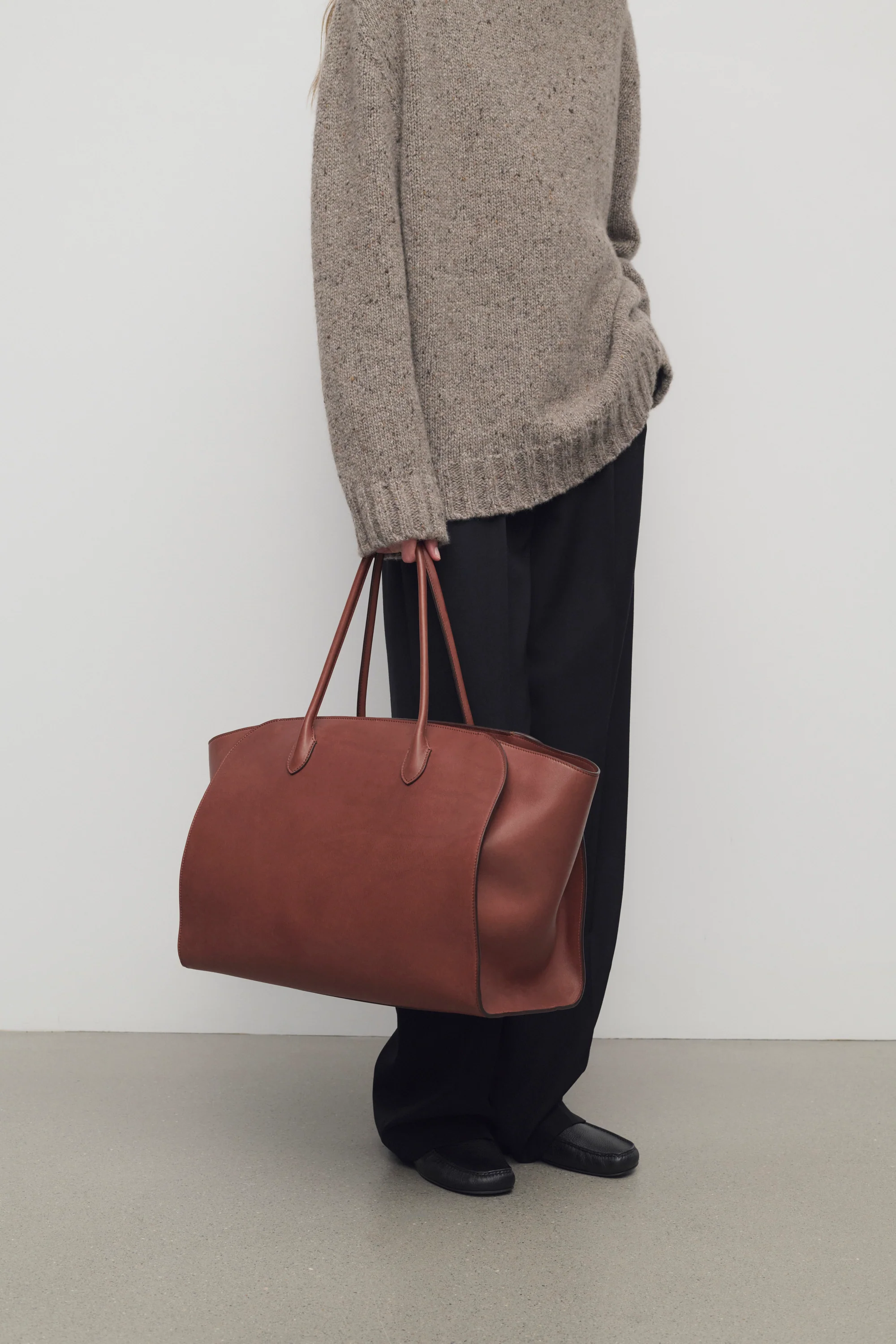 Marlo 17 Bag - Image 5