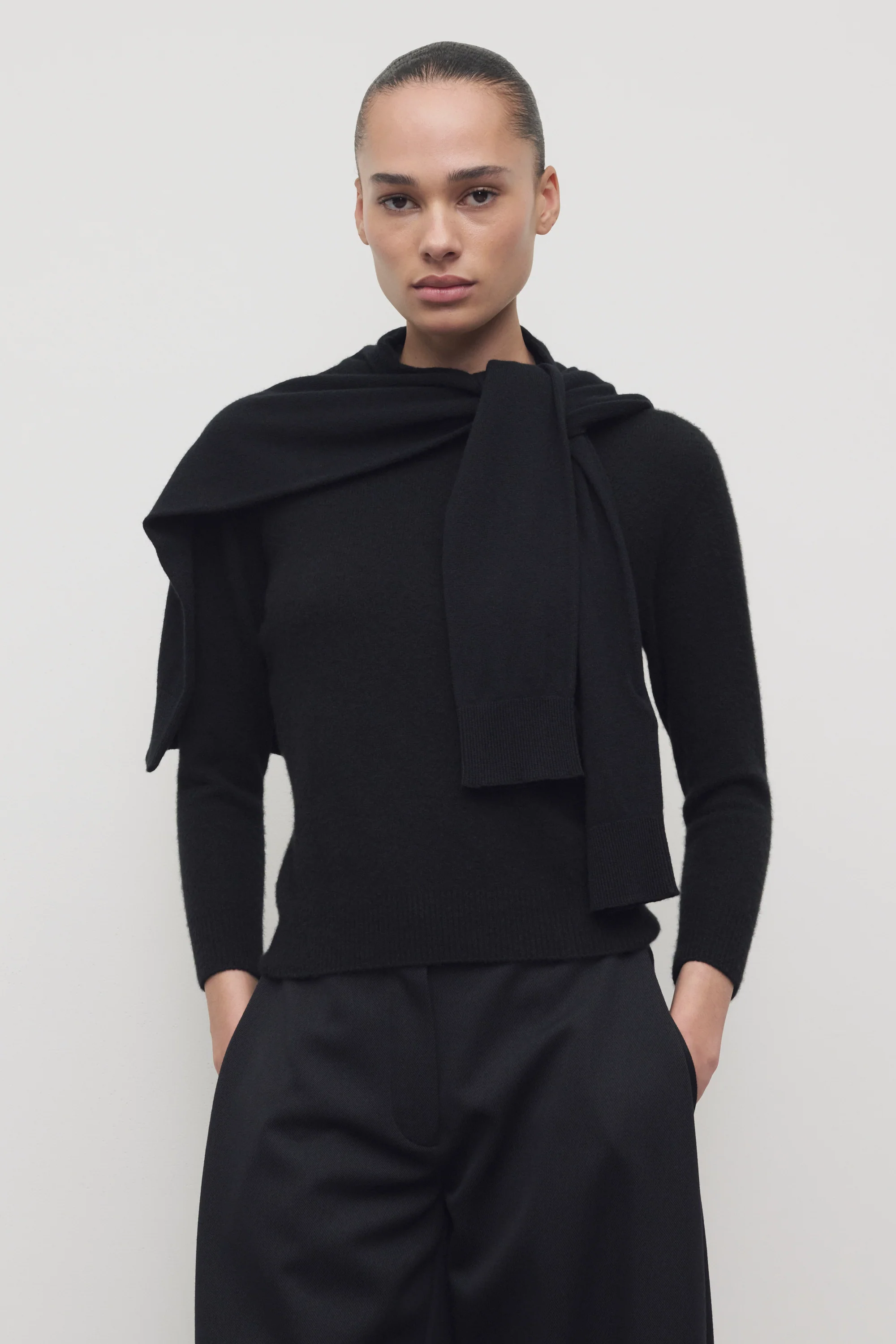 Noler Sweater - Image 3